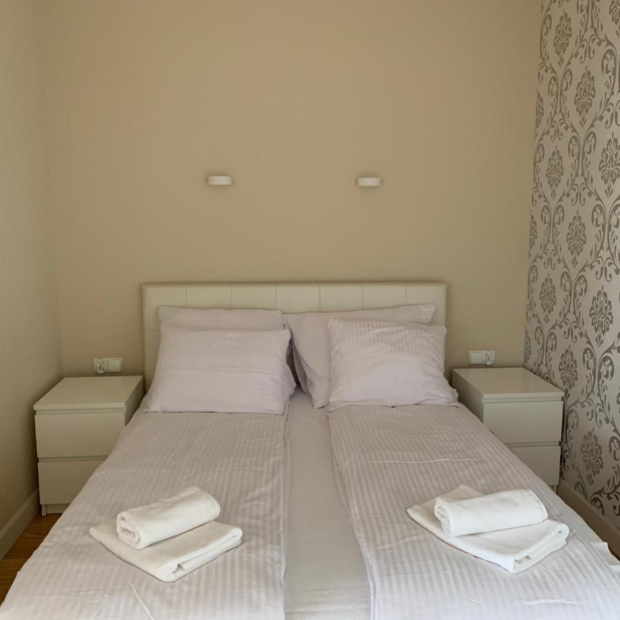 Apartamenty Centrum Nad Motlawa Z Widokiem Na Patio Z Balkonem กดัญสก์ ภายนอก รูปภาพ