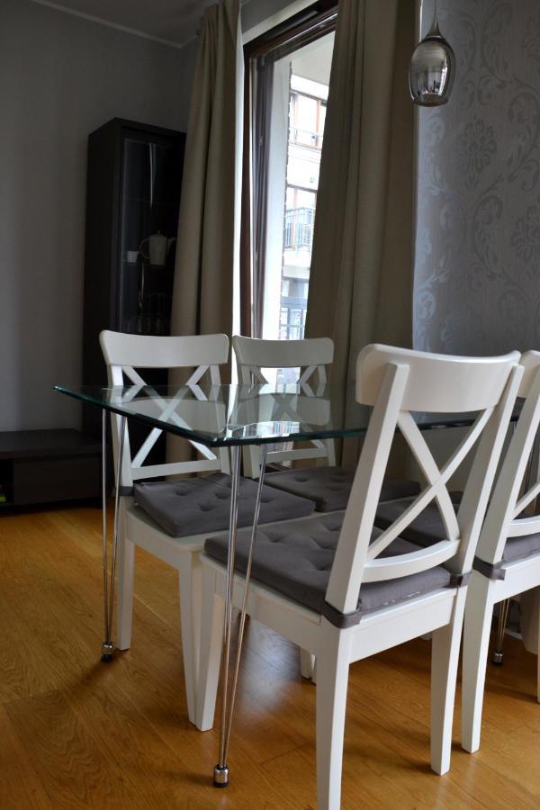 Apartamenty Centrum Nad Motlawa Z Widokiem Na Patio Z Balkonem กดัญสก์ ภายนอก รูปภาพ