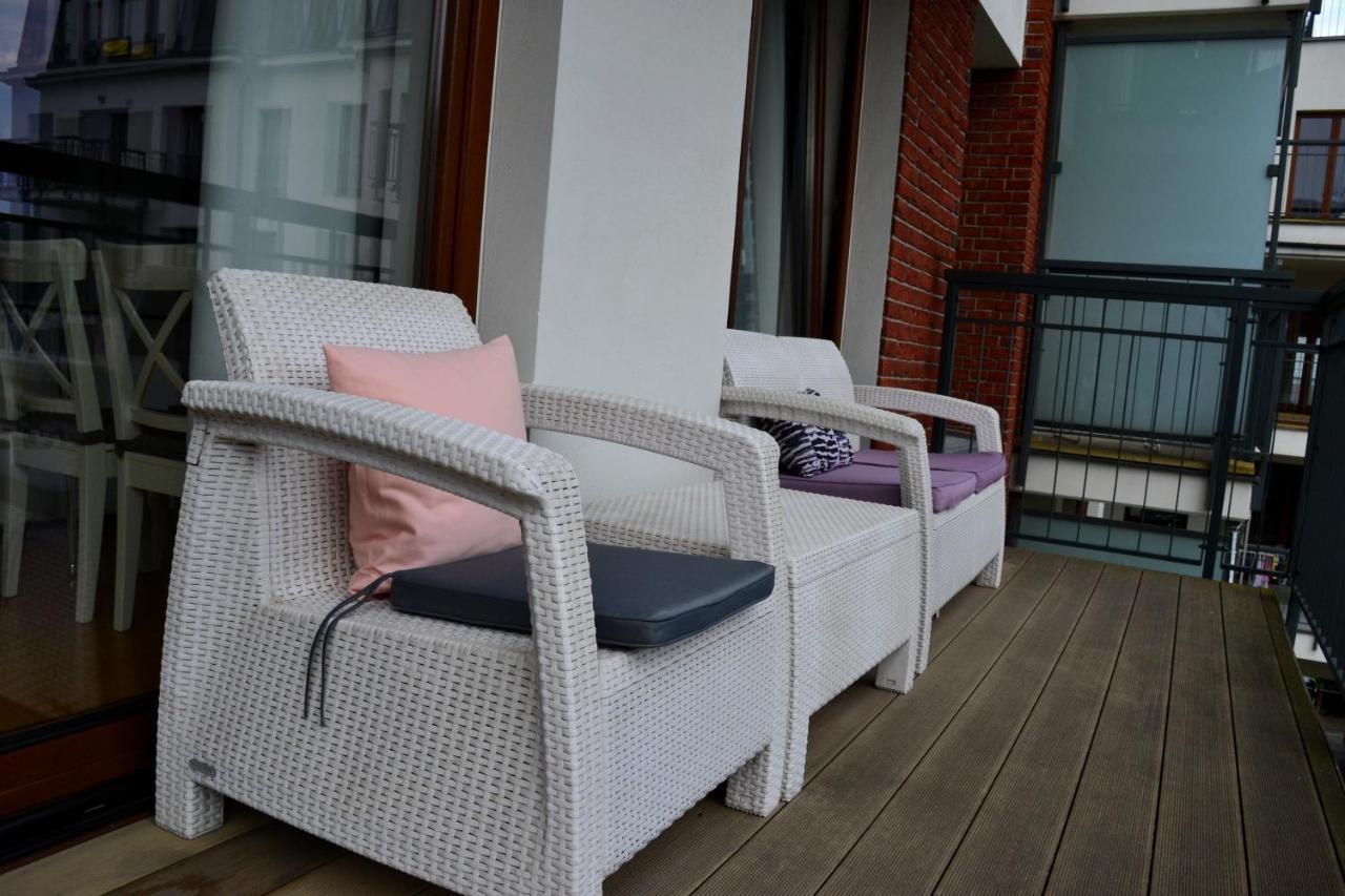 Apartamenty Centrum Nad Motlawa Z Widokiem Na Patio Z Balkonem กดัญสก์ ภายนอก รูปภาพ