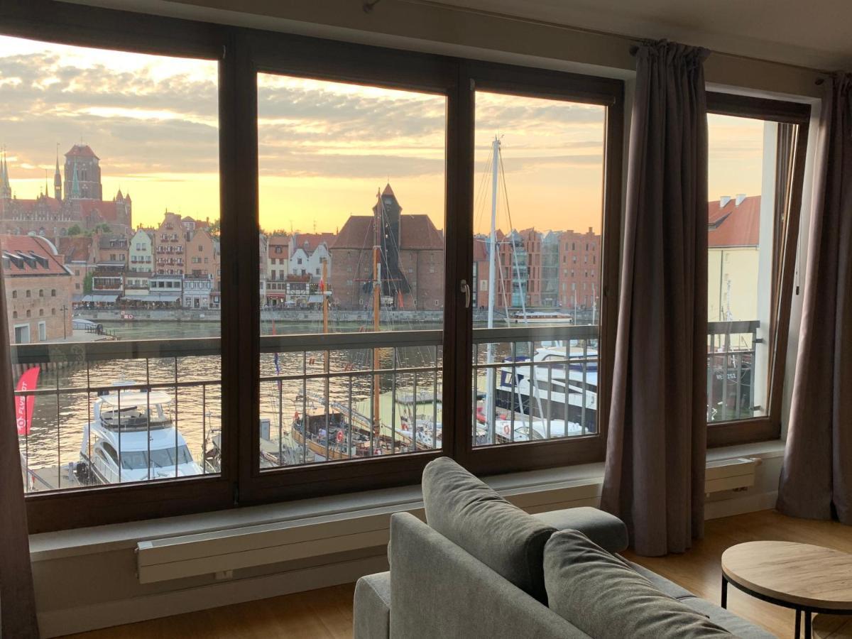 Apartamenty Centrum Nad Motlawa Z Widokiem Na Patio Z Balkonem กดัญสก์ ภายนอก รูปภาพ